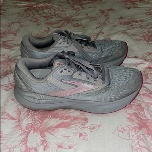 Brooks Adrenaline GTS 24